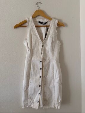 Missguided White Button-Front Distressed Denim Mini Dress